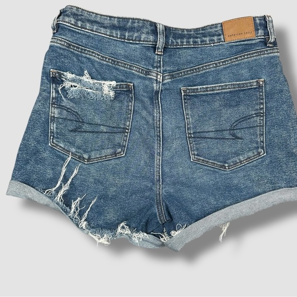 American Eagle Stretch Crossover Denim Mom Short Size 10 High Rise Cuffed Blue - Picture 8 of 11